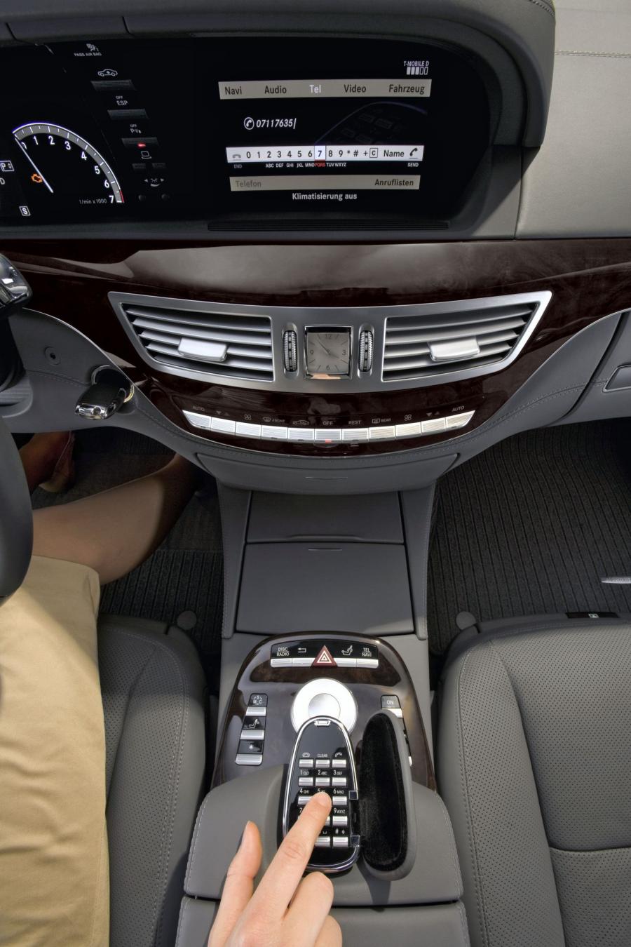  Mercedes-Benz S-Class 2007 года  (фото 392 из 414)